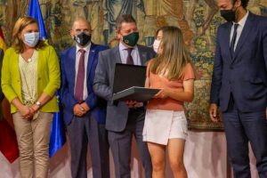 García-Page se compromete a incrementar la partida dedicada al deporte y a crear un fondo de cooperación para los equipos en categorías superiores