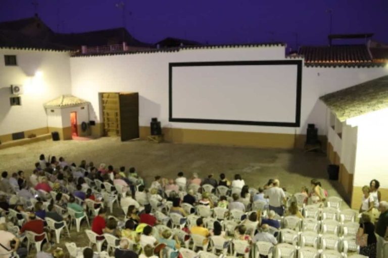 Cine de verano este fin de semana en el corral del centro cultural ‘Ciega de Manzanares’