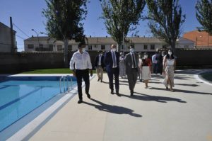 Con instalaciones modernas y accesibles reabre la nueva piscina municipal de Carrión