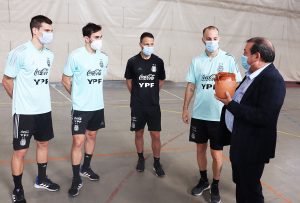 Puertollano da la bienvenida a la Selección argentina de fútbol sala campeona del mundo