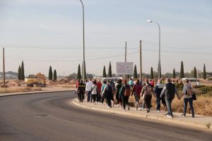 76 personas de Segunda Juventud participaron en un paseo de 4 kilómetros en Manzanares