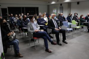 Encuentro empresarial “Movilidad eléctrica en flotas y autoconsumo solar foltovoltaico en la industria” se realizó en Manzanares