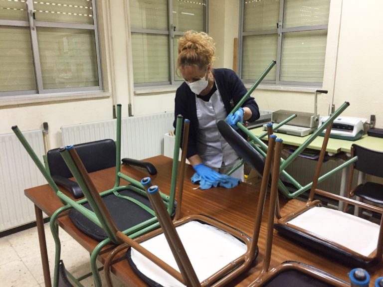 Puertollano cuenta con 16 trabajadoras para las labores del programa “Colegio Seguro” en 14 colegios de la ciudad Puertollano cuenta con 16 trabajadoras para las labores del programa “Colegio Seguro” en 14 colegios de la ciudad