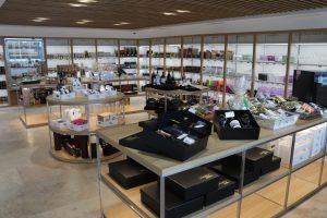 Nueva tienda gourmet de Bodegas Yuntero en Manzanares inauguradael pasado viernes