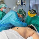 Bajan los hospitalizados por COVID-19 en las UCIS de Castilla-La Mancha