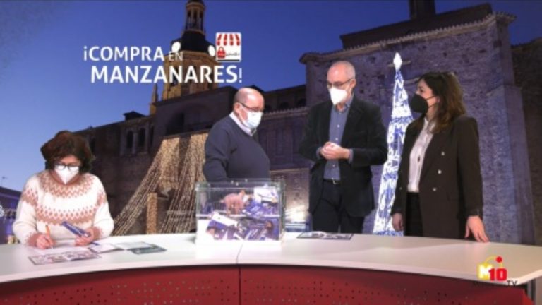 Realizado el sorteo público de más de treinta regalos de la campaña ‘En estas Navidades, ¡compra en Manzanares!’