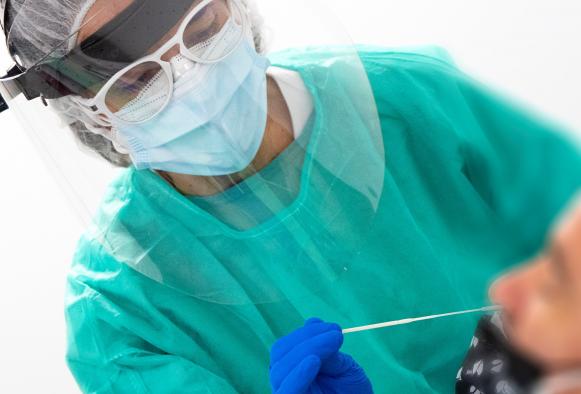 Continúa descendiendo el número de casos y pacientes hospitalizados por Covid-19 en Castilla-La Mancha