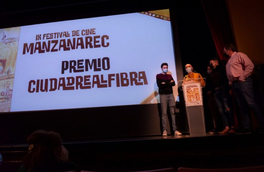 El cortometraje ‘Roberto’ gana el Premio CiudadRealFibra consiguiendo el RECquesón de honor del ManzanaREC