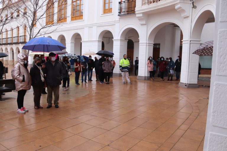 Manzanares condenó la invasión a Ucrania y se solidariza con el pueblo ucraniano
