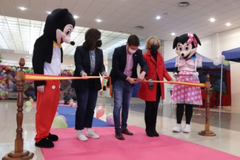Inaugurada Diverinfancia en pabellón de muestras de Fercam en Manzanares desde hoy lunes y hasta el miércoles 13 de abril