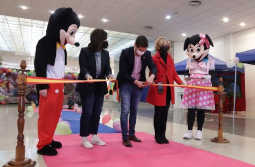Inaugurada Diverinfancia en pabellón de muestras de Fercam en Manzanares desde hoy lunes y hasta el miércoles 13 de abril