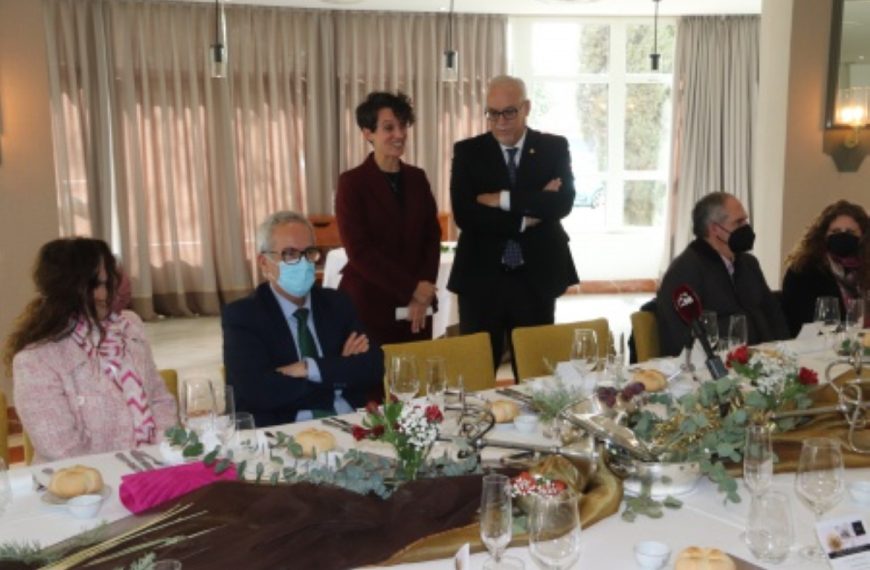 Los platos más emblemáticos de El Parador de Manzanares en su ‘Menú 90º Aniversario’