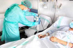 Castilla-La Mancha cierra la semana con 28 hospitalizados menos en cama por COVID-19 y tres pacientes menos en UCI