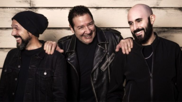 Concierto gratuito de Revólver este sábado 7 de mayo a las 22:30 horas  en la plaza de la Constitución de Manzanares