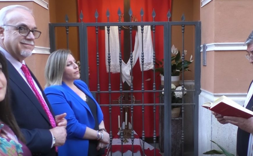 Continúa la ronda de mayos a la cruces instaladas en distintos puntos de Manzanares