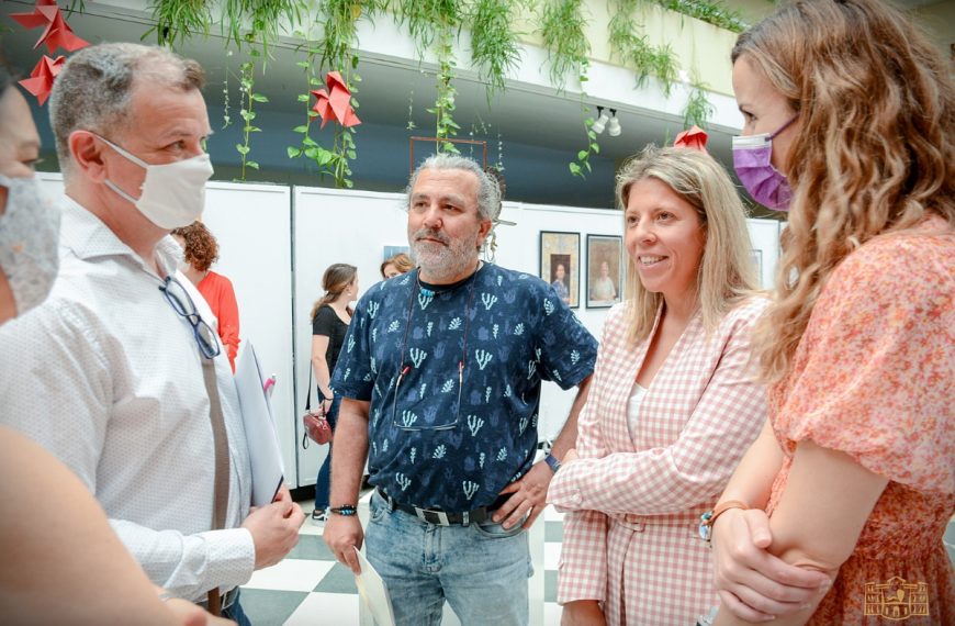 Inaugurada la exposición “Pan pa tiempo” en la Escuela de Arte de Tomelloso que permanecerá abierta hasta el 17 de junio