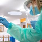 Castilla-La Mancha registró 2.060 casos por infección de COVID del 6 al 12 de junio en personas mayores de 60 años