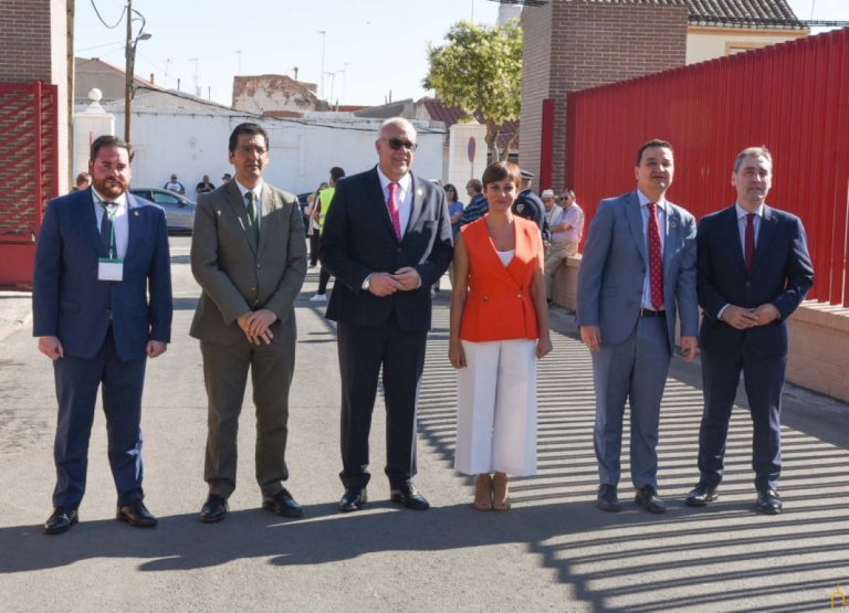 Caballero: FERCAM es un ejemplo «de éxito colectivo» y un referente nacional para el sector agrario y su industria auxiliar