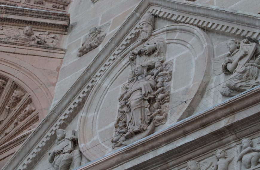 La primera fase de las obras de restauración de la parroquia de la Asunción de Manzanares ha concluido