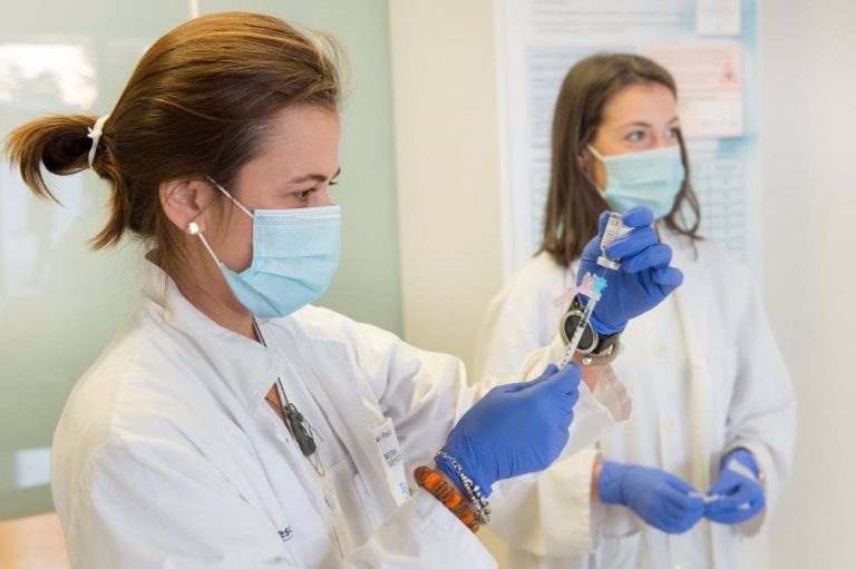 Ligero descenso en hospitalizados en C-LM hasta los 530 y las UCI apenas varían con 21 ingresados en una semana