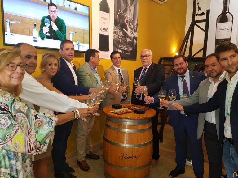 Caballero considera que Fercam «está en condiciones de convertirse en la primera y principal feria del sector del campo de España”