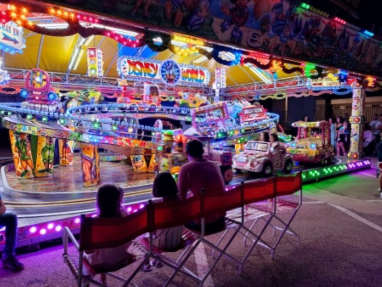 Hoy  inician la Feria y Fiestas 2022 de Manzanares con el encendido de las luces a las 22 horas en los paseos Príncipe de Asturias