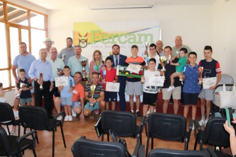 Los ganadores de los concursos de arada con tractor en Fercam 2022 en Manzanares  