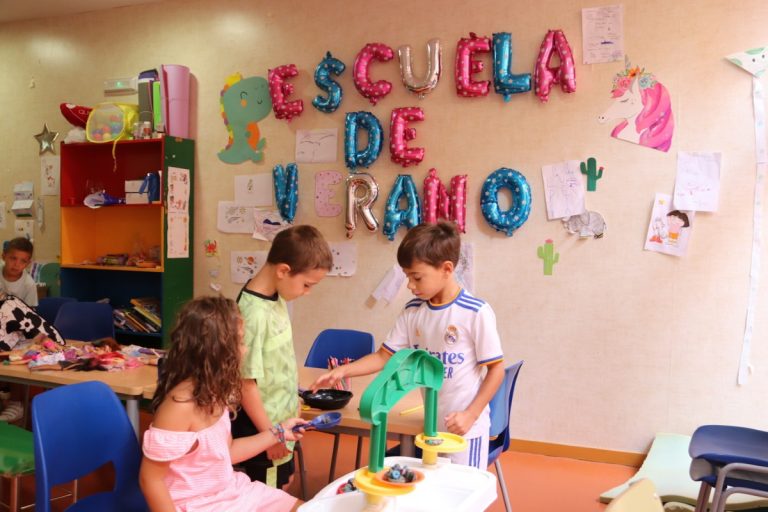 ‘Concilia en vacaciones’ ha llegado este verano a más de 100 familias de Manzanares beneficiado a cerca de 150 niñas y niños