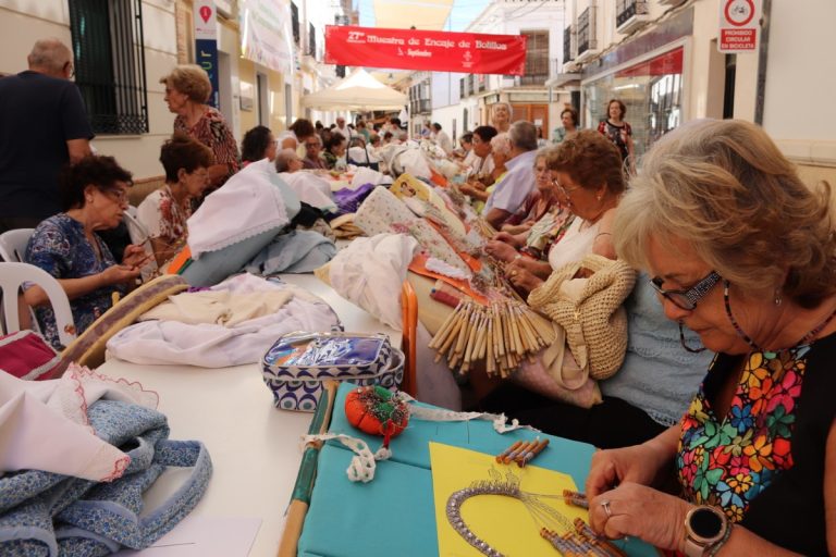 Celebrada la 27ª Muestra de Encaje de Bolillos “Ciudad de Manzanares” con más de 200 encajeras