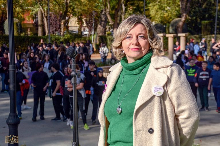Alumnos de secundaria de Tomelloso han participado en la conmemoración del Día Internacional contra la Violencia hacia las Mujeres 25N