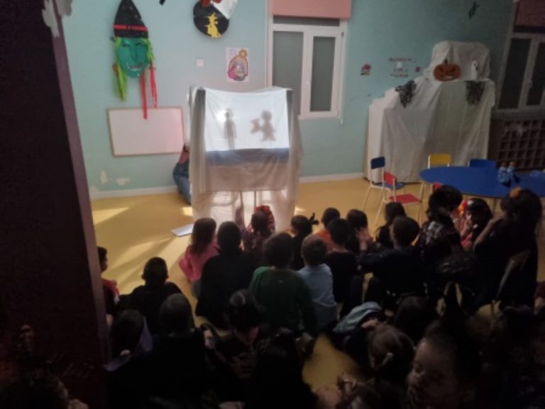 Casi 80 niñas y niños disfrutaron de la fiesta de Halloween en la ludoteca municipal de la Divina Pastora de Manzanares
