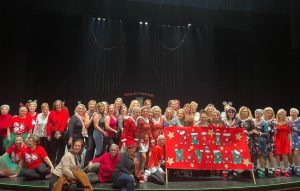 Celebrado el festival de Navidad del programa municipal de educación básica de adultos y animación sociocultural en barrios de Puertollano