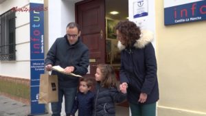Manzanares se promociona como destino turístico familiar en el estand de Castilla-La Mancha en FITUR 2023 en Madrid