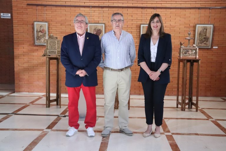 Exposición “Arte en madera II” de José Manuel Mascaraque en el vestíbulo del Gran Teatro de Manzanares hasta el 21 de mayo