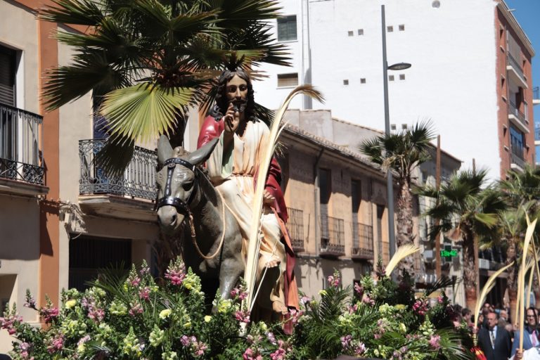 Con la procesión del Domingo de Ramos iniciaron los actos centrales de la Semana Santa 2023 en Manzanares