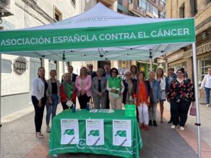 En el Día de la Cuestación de la AECC,  el alcalde conquense incidió en “la importancia que tiene la investigación en la lucha contra el cáncer”