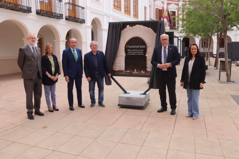 “Museorum” la exposición itinerante de la Fundación Iberdrola España que recorre CLM ha llegado a  Manzanares