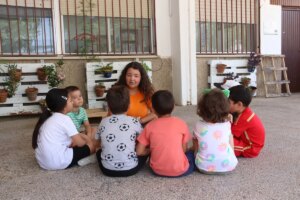 Más de cien niños y niñas de entre 3 y 14 años participan en el Pequeverano y Campamento Urbano en Manzanares
