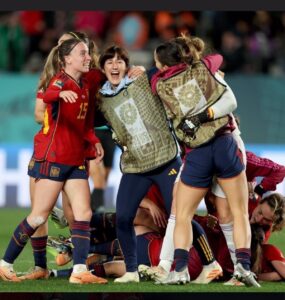 La Junta considera homenajear a Alba Redondo y Blanca Romero por el éxito de la selección femenina