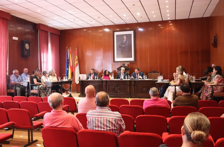 Pleno ordinario aprobó la no constitución del grupo municipal Vox en el Ayuntamiento de Manzanares