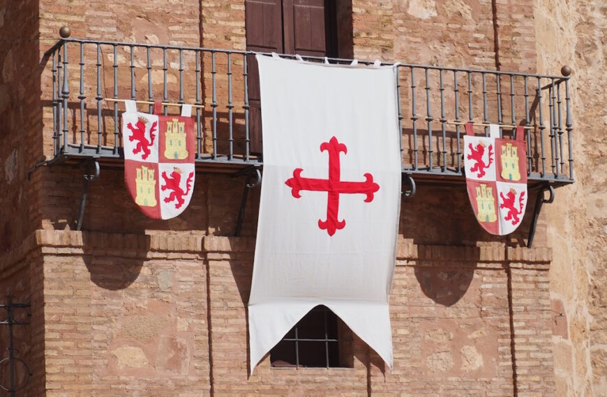 El domingo inician las Jornadas Medievales 2023 en Manzanares con el izado de la bandera calatrava en el castillo de Pilas Bonas ¡participa!