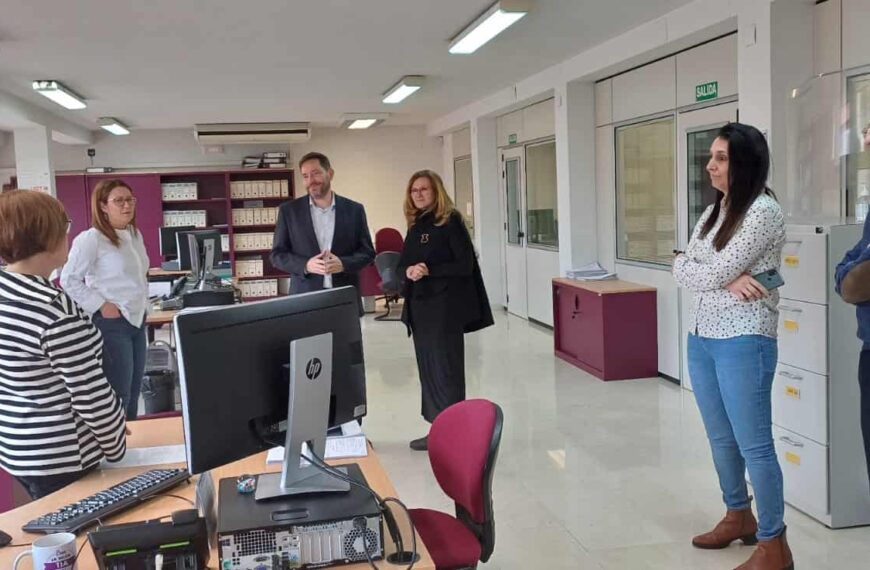 El subdelegado del Gobierno visita las oficinas del SEPE (Servicio Estatal Público de Empleo) de Ciudad Real