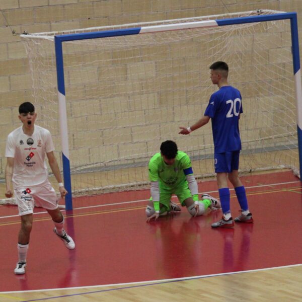 Gran victoria del Domino’s Pizza para asaltar la tercera plaza