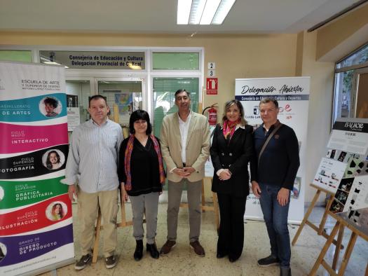 La escuela de arte de Tomelloso exhibe ‘Superarte’ en ‘Delegación Abierta’