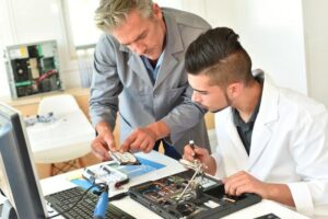 Visita guiada por la Formación Profesional en Ciudad Real para el curso 24-25
