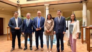 El Gobierno de Castilla-La Mancha impulsa la intervención social y el acompañamiento personalizado.