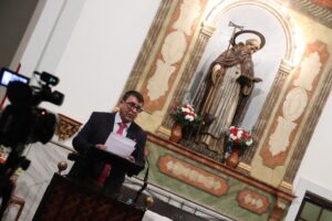Felipe Rodríguez: Un Viaje al Pasado en la Pregonería de San Antón 2025 – La Hoguera Enciende a las 20h