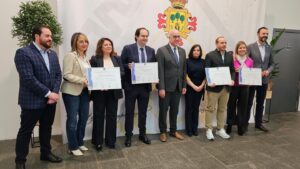 Cuatro Empresas Locales, Incluyendo el Parador de Manzanares, Renuevan el Distintivo SICTED Bajo la Supervisión de Julián Nieva