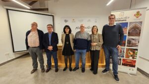 Julio Jareño Discute los Cambios Dramáticos en el Fútbol de los años 70 en el Aula Abierta de la Universidad Popular de Manzanares