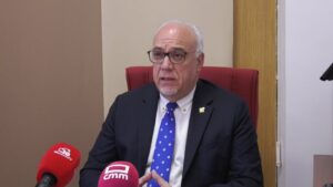 Alcalde Julián Nieva Confirma la Existencia de un Supuesto Programa de Acogida para Inmigrantes en Manzanares